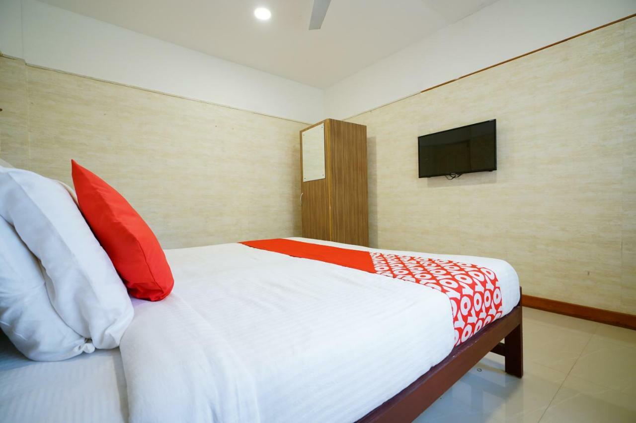 Heaven Gardens Hotel Kochi Eksteriør billede